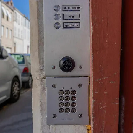 Les Cordeliers Centre Pres Du Marche Апартаменты Ла-Рошель